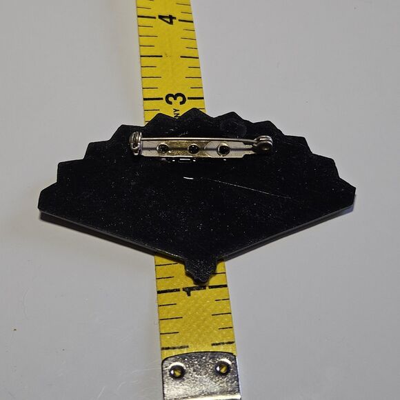Vintage Black Plastic Fan Pin Brooch - Picture 4 of 9